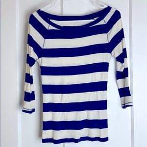 GAP blue and white striped 3/4 tee